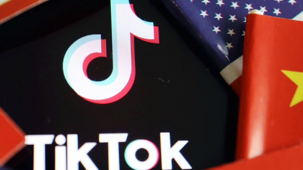 We cannot trust TikTok and should not trust Microsoft with it